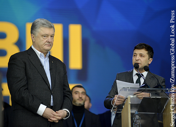 Зеленский пообещал пересмотреть «одиозные решения» Порошенко