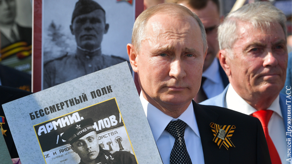 Путин рассказал о чувствах во время шествия «Бессмертного полка»