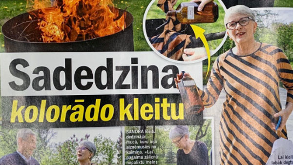 Латвийский депутат сожгла платье в цветах георгиевской ленты