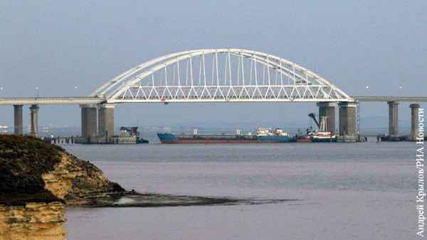Стало известно о проблемах украинских портов из-за Крымского моста