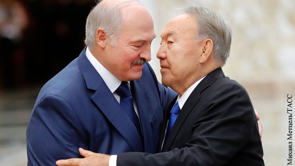 Казахстан ответил на предложение Лукашенко о поставках нефти