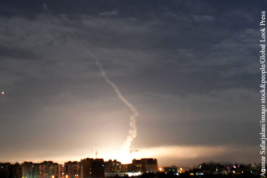 Аэродром в Сирии подвергся ракетному обстрелу
