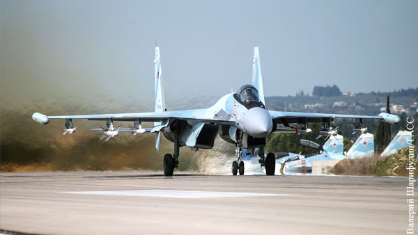 Минобороны ответило на критику ВМС США действий Су-35 над Средиземным морем
