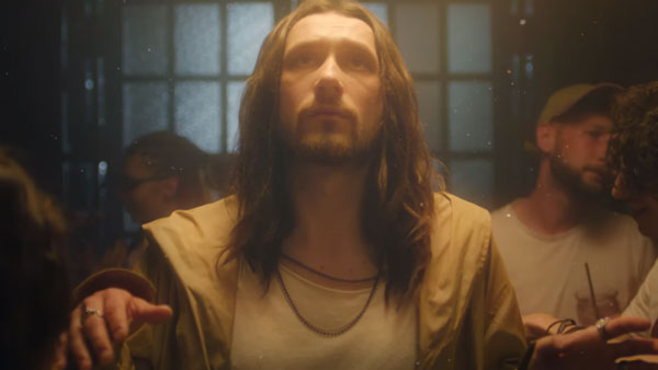 В РПЦ отреагировали на новый клип «Ленинграда» об Иисусе