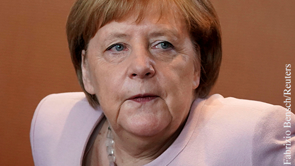 Меркель раскритиковали за политику по отношению к России