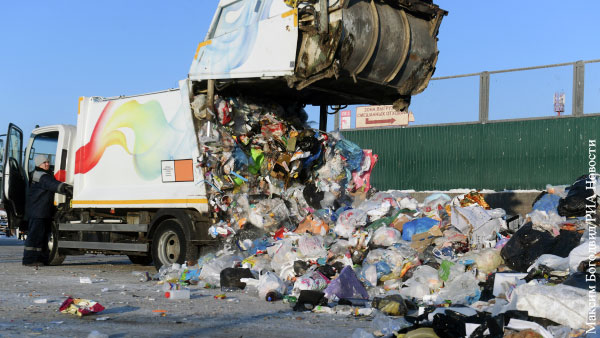 Эксперт назвала важным сигналом заявление Путина о мусорной реформе