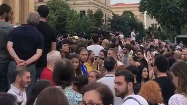 Сторонники Саакашвили собрали многотысячный митинг в Тбилиси