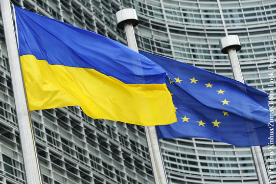 ЕС пригрозил не признавать российское гражданство жителей Донбасса