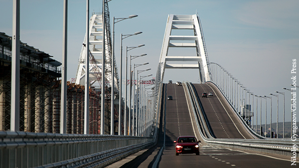 Нарушитель установил рекорд скорости на Крымском мосту