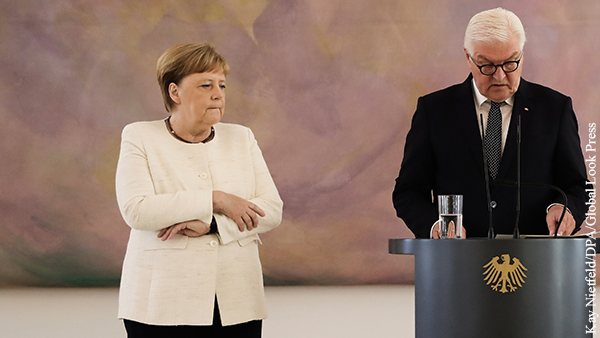 Дано объяснение приступам дрожи у Меркель