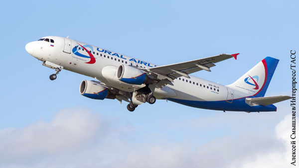 «Уральские авиалинии» возобновили полеты в Прагу