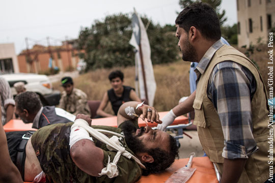 Армию Хафтара обвинили в авиаударе по центру содержания мигрантов под Триполи