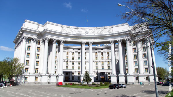 МИД Украины ответил ПАСЕ на призыв допустить наблюдателей в Раду