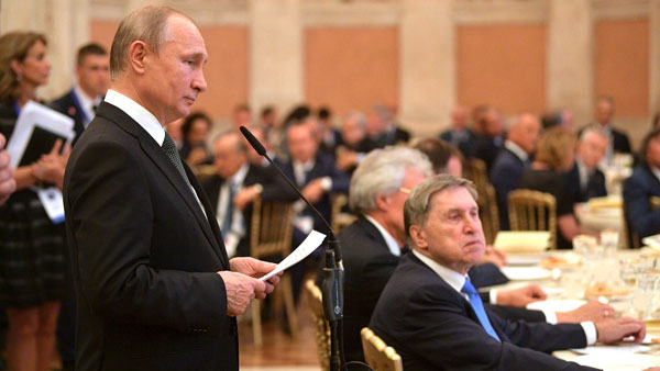Путин описал отношения Москвы и Рима итальянской пословицей