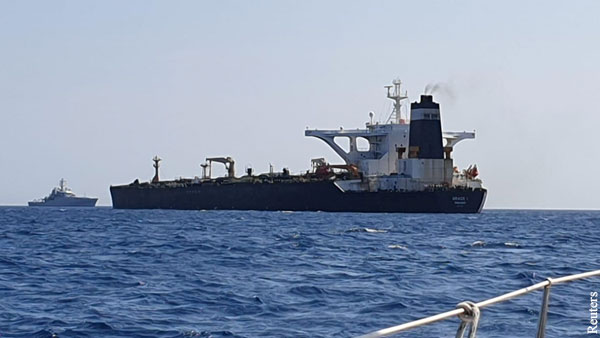 Владельцем задержанного в Гибралтаре танкера назвали российскую компанию