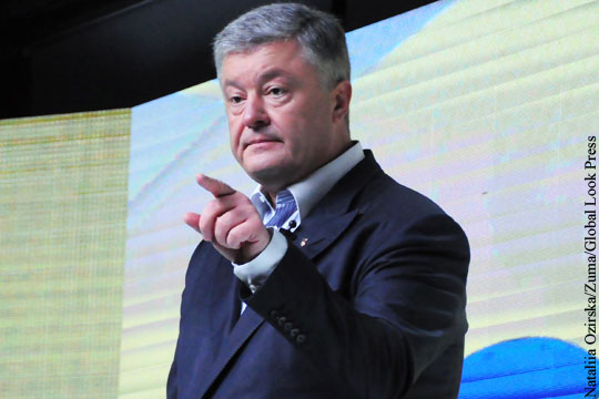 На Украине заявили о пяти паспортах Порошенко