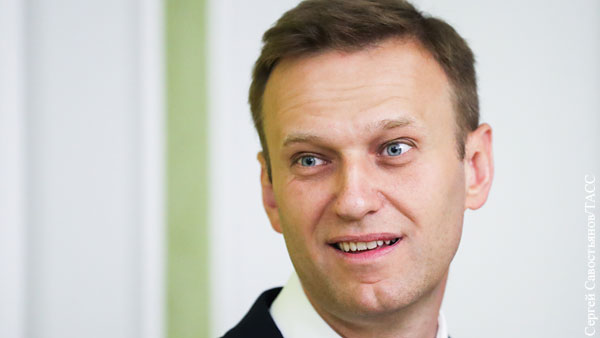 Навальному припомнили обещание выплатить штрафы за своих сторонников