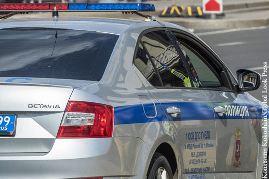 Полицейские спасли со стрельбой женщину в Москве