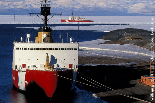 Береговая охрана США потребовала ледоколы для конкуренции с Россией