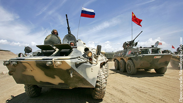Россия и Китай способны затмить военную мощь США