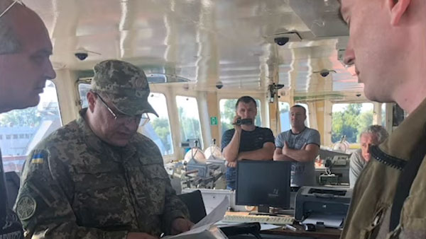 Капитан рассказал о странностях при задержании российского танкера на Украине