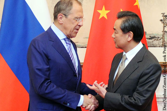 Пекин обещал плечом к плечу с Москвой защищать права Китая и России