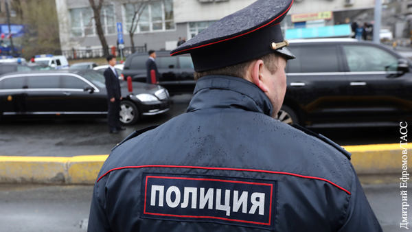 Путин повысил предельный возраст службы для полицейских