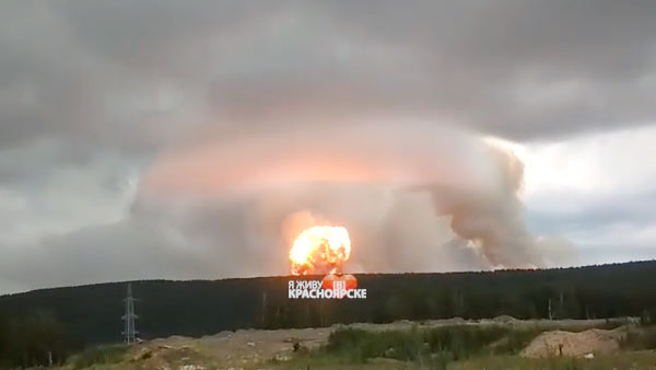 В Сети появилось видео «гриба» от взрыва над Ачинском