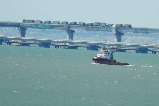 Строители рассказали о первых ж/д составах на Крымском мосту