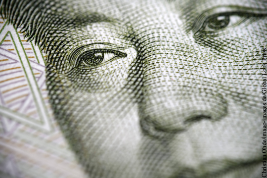 В Белом доме пообещали наказать Китай за манипулирование курсом юаня