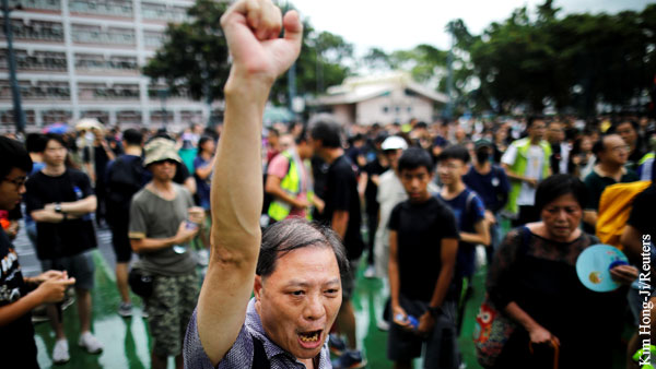 Почему Пекин не может подавить протесты в Гонконге