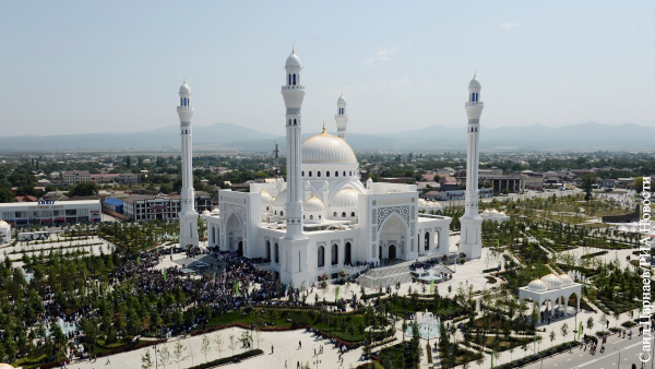 В Чечне дали имя самой большой мечети в Европе