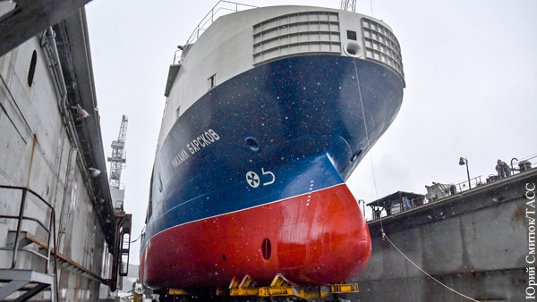Экономика: Россия строит новые корабли для освоения Арктики