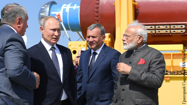 Путин предложил Индии поучаствовать в реализации российских СПГ-проектов