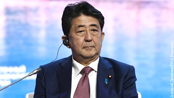 Абэ: России и Японии больше нельзя медлить с мирным договором