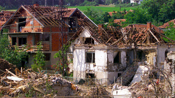 Американский посол призвал сербов «шире смотреть» на бомбежки НАТО