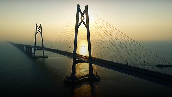 В Китае построили самый длинный в мире морской мост